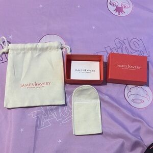 James Avery White Pouch and Cream Suede Sleeve with Red Box